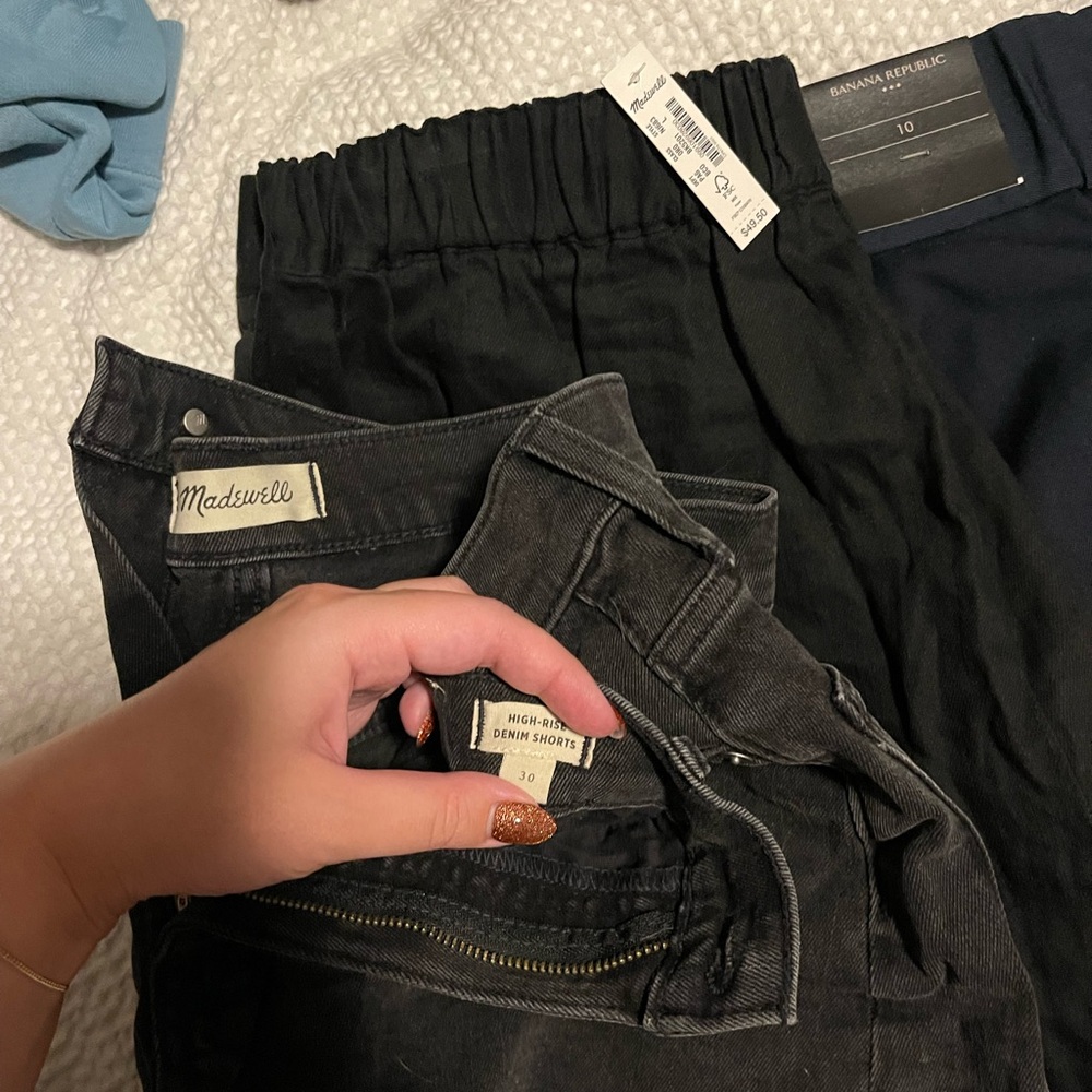 CLOTHING BUNDLE!!! 45 Items!